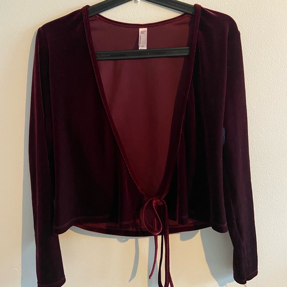 American Apparel Red Velvet Wrap Tie Waist Top - Picture 2 of 6